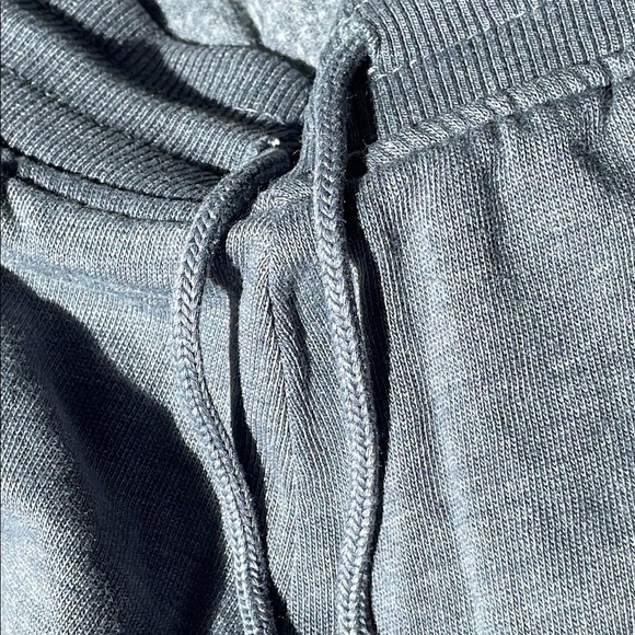 Threads 4 Thought Athletic Lounge Shorts Relaxed Fit - Picture 3 of 9